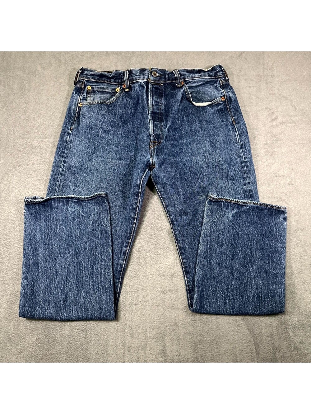 Levi's 501 Jeans Blue Men 34x30 Straight Leg Faded Denim Zip Fly Everyday Casual